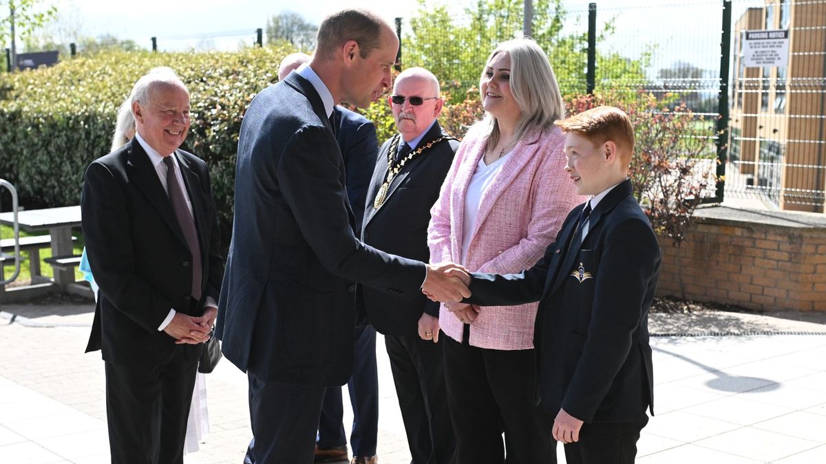 Dvanáctiletý Freddie pozval prince Williama na návštěvu svojí školy a on přijel! Ryšavý klučina se stal rázem hrdinou